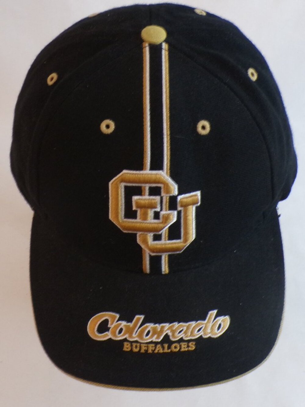 VINTAGE COLORADO BUFFALOES COLLEGIATE LICENSED EMBROIDERED CAP/HAT